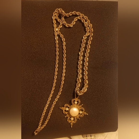 Dior Necklace with Pendant 36" - Picture 2 of 14